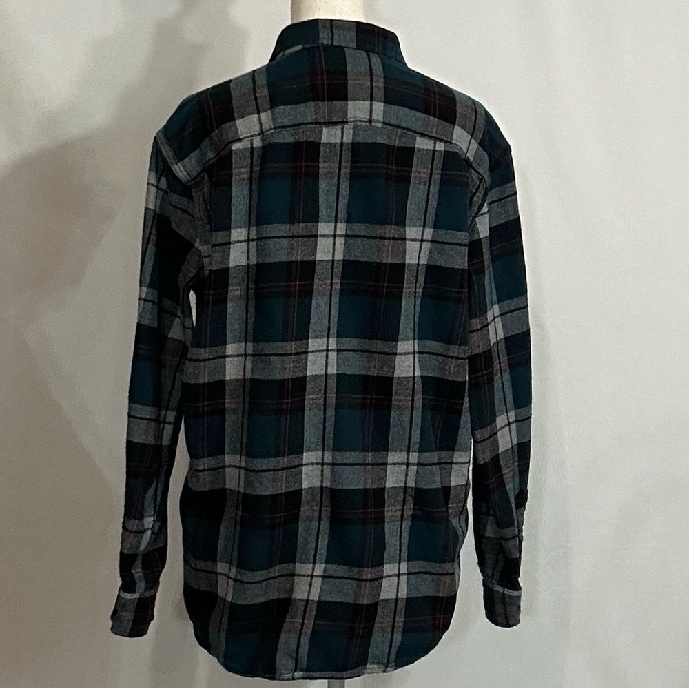 Green and Gray Casual Button Down Shirt with Plaid Design - Picture 2 of 6